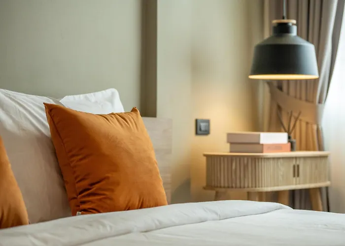 Ralph Poshtel Sukhumvit