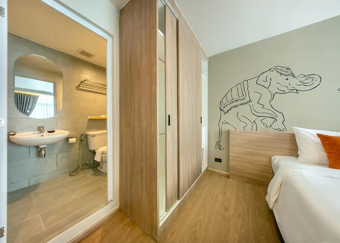 Hotel Ralph Poshtel Sukhumvit Bangkok