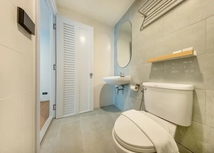 Ralph Poshtel Sukhumvit Bangkok