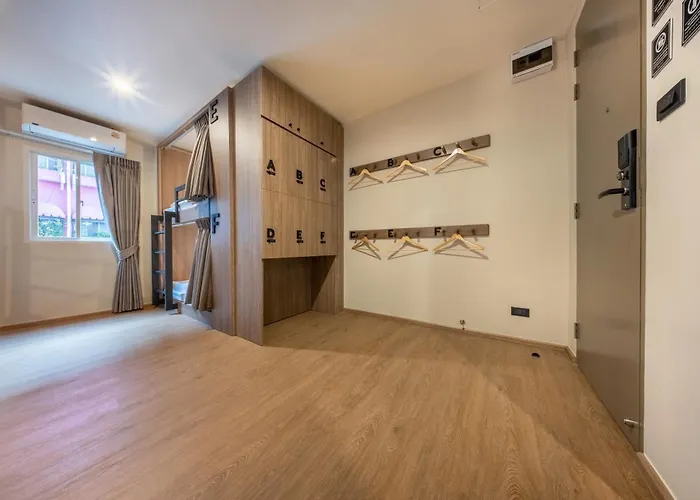 Ralph Poshtel Sukhumvit Hotel 3*