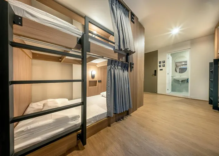 Hotel Ralph Poshtel Sukhumvit 3*